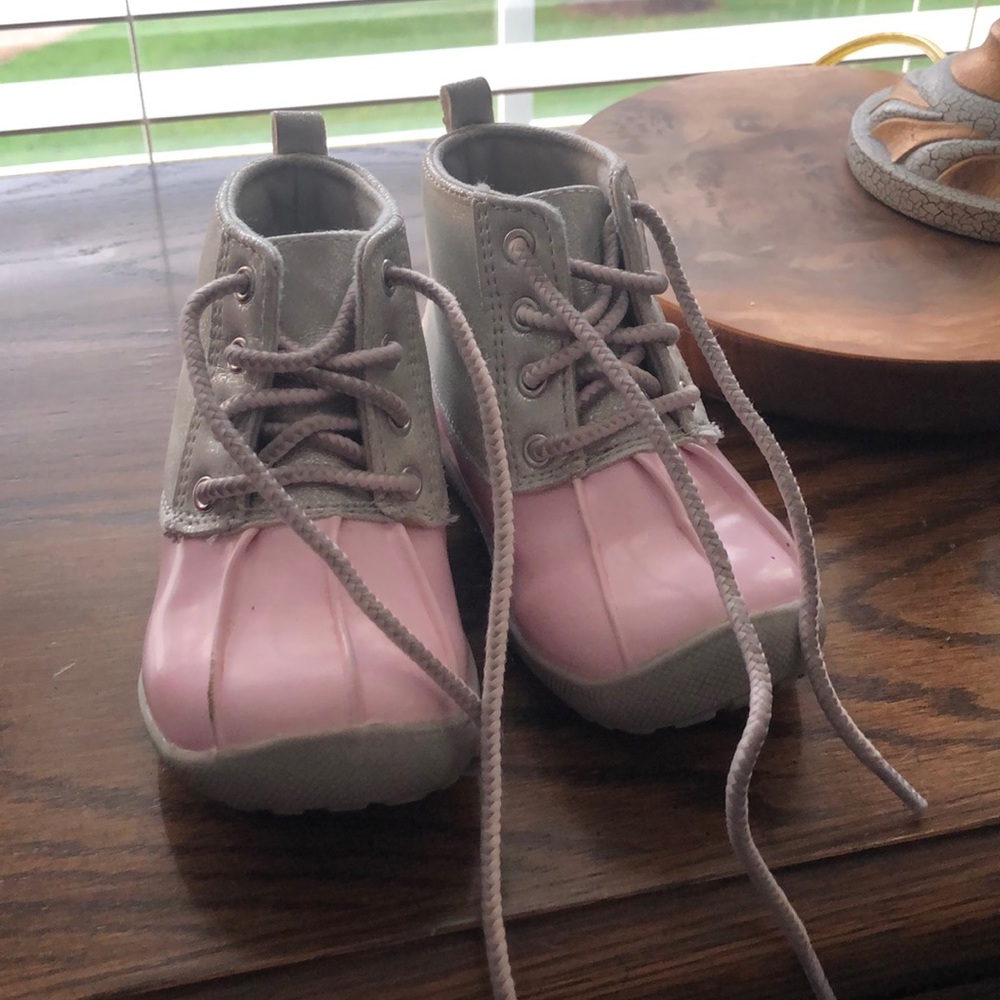 Shoe/rain boots